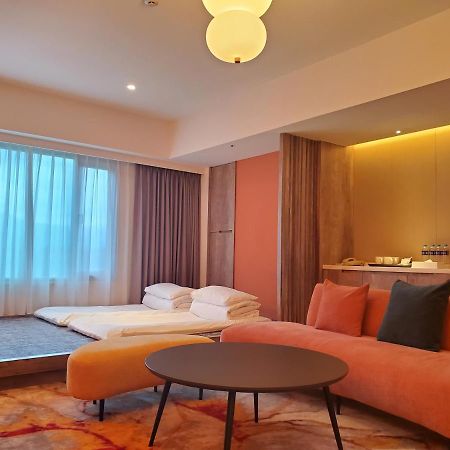 花莲市 美侖大飯店酒店 外观 照片 A room at the hotel