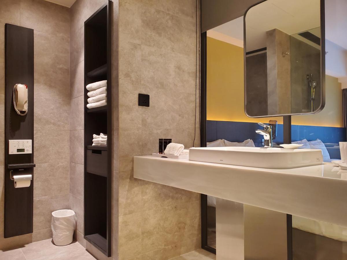 花莲市 美侖大飯店酒店 外观 照片 Bathroom