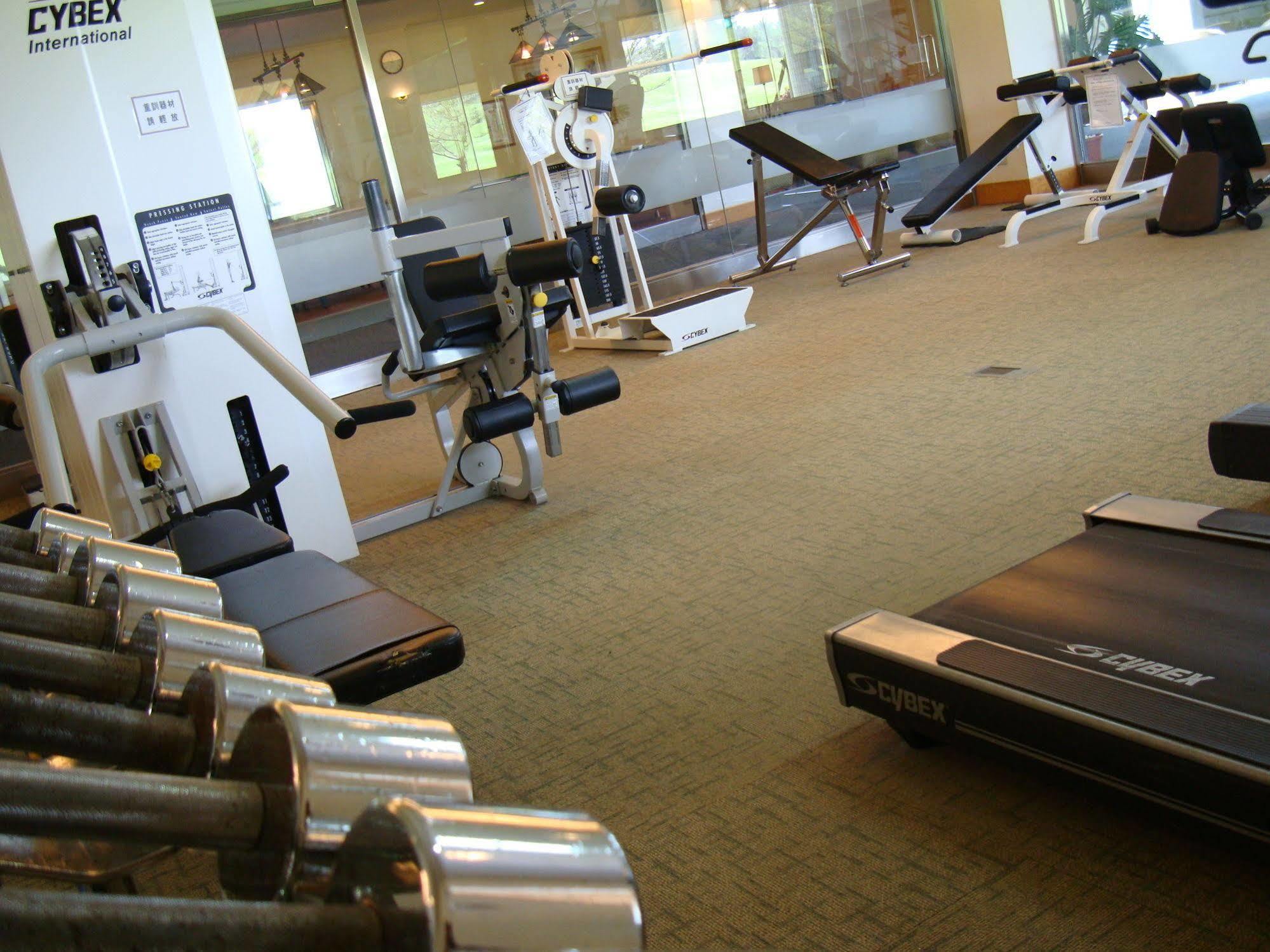 花莲市 美侖大飯店酒店 外观 照片 A typical gym